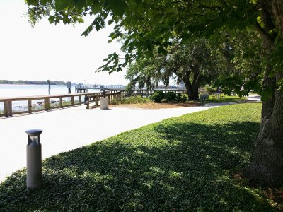 Riverfront Park — photo 1 of 4
