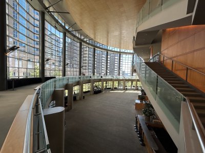 Benaroya Hall - S. Mark Taper Foundation Auditorium — photo 2 of 4