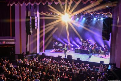 Mayo Performing Arts Center — photo 1 of 4