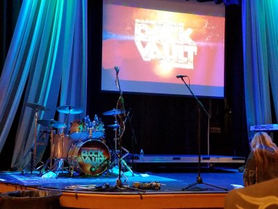 Cactus Petes Gala Showroom — photo 4 of 4