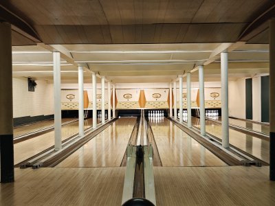 Falcon Bowl — photo 3 of 4