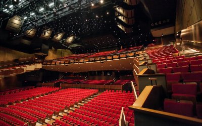 Queen Elizabeth Theatre — photo 3 of 4