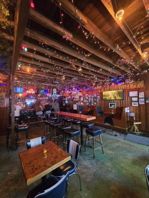 Sunset Tavern — photo 4 of 4