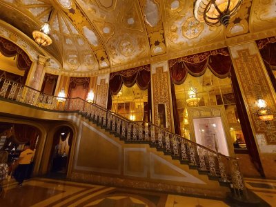 Warner Theatre — photo 4 of 4