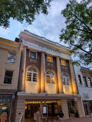 Jefferson Theater — photo 3 of 4