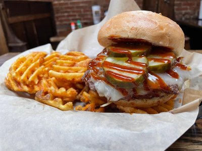 Goosetown Tavern — photo 2 of 4
