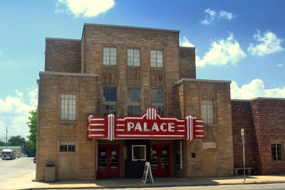 Palace Theatre — photo 2 of 4