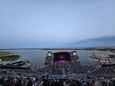 Northwell at Jones Beach Theater — photo 1 of 4