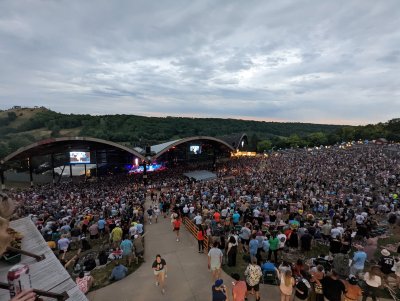 Alpine Valley Music Theatre — photo 1 of 4