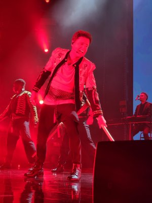 Harrah's Showroom At Harrah's Las Vegas — photo 2 of 4