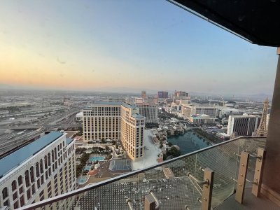 The Chelsea - The Cosmopolitan of Las Vegas — photo 3 of 4