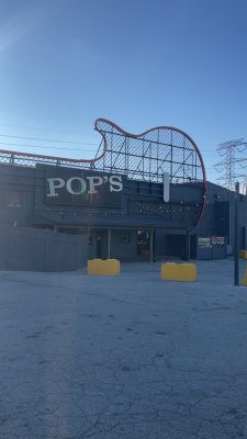 Pop's Nightclub and Concert Venue — photo 3 of 4