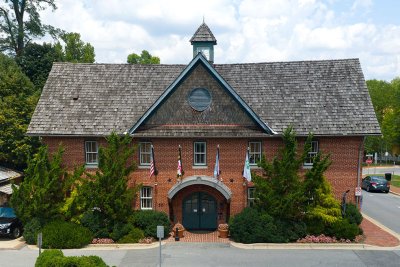 Gaithersburg Arts Barn — photo 1 of 4