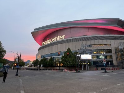 Moda Center at the Rose Quarter — photo 2 of 4