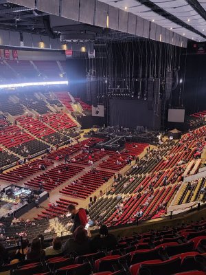 Moda Center at the Rose Quarter — photo 4 of 4