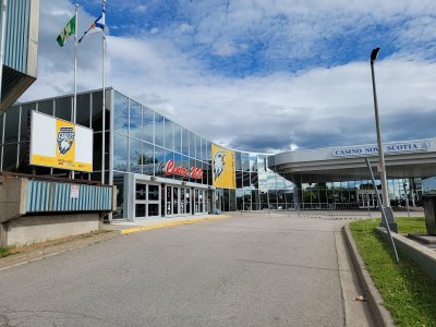 Centre 200 — photo 3 of 4