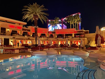Encore Beach Club — photo 2 of 4