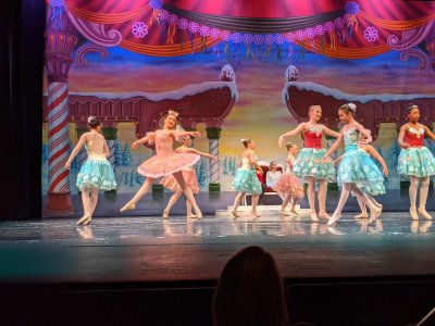 High Point Theatre — photo 3 of 4