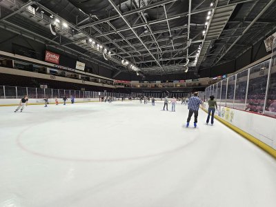 Findlay Toyota Center — photo 3 of 4