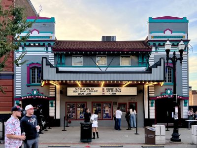 Bogarts — photo 4 of 4
