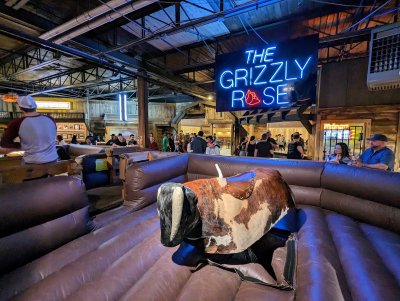 Grizzly Rose — photo 4 of 4