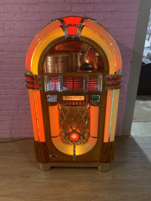 Hub City Vinyl — photo 3 of 4