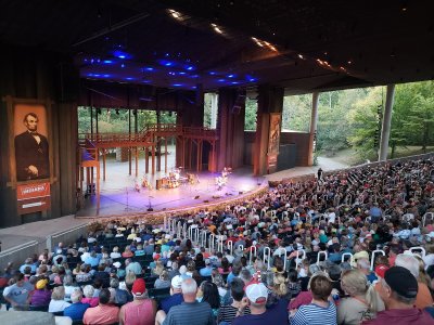 Lincoln Amphitheatre — photo 1 of 4