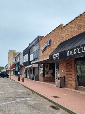 Magnolia Arts Center — photo 1 of 4
