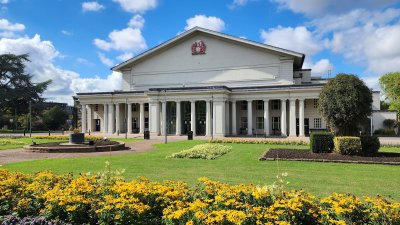 De Montfort Hall — photo 2 of 4