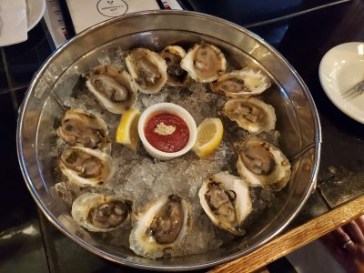 Jonathan's Restaurant — photo 4 of 4