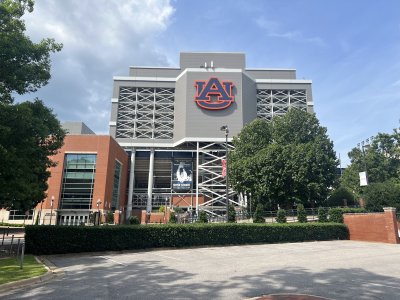 Jordan-Hare Stadium — photo 2 of 4