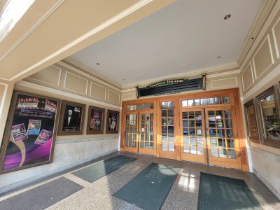 Colonial Theatre — photo 4 of 4