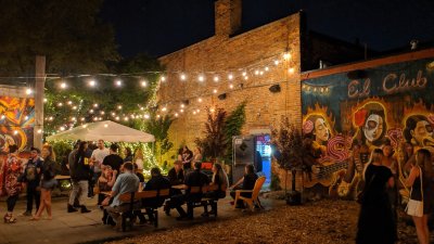 El Club — photo 3 of 4